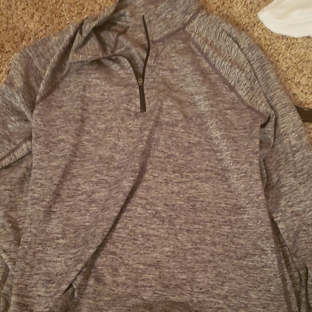 Athletic long sleeve